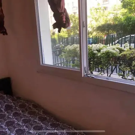 Charming Studio,paris 14 Eme شقة *